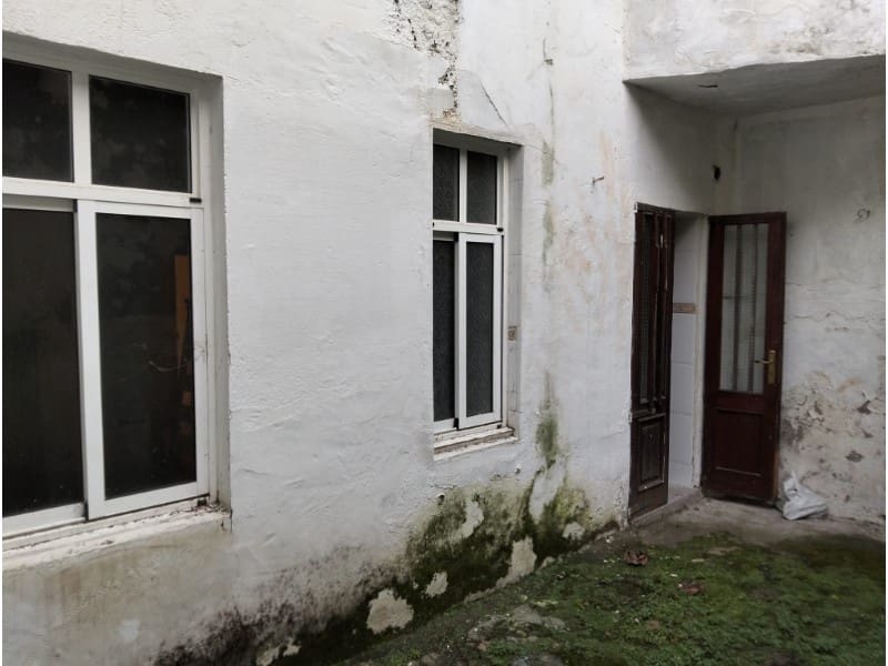 Apartment for sale in Ferrol - € 160,000 (Ref: 8823401)