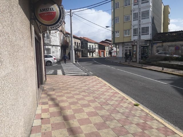 Commercial for sale in Mugardos - € 80,000 (Ref: 8905770)