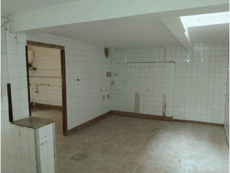 Komercyjne na sprzedaż w Ferrol - 60 000 € (Ref: 8954669)