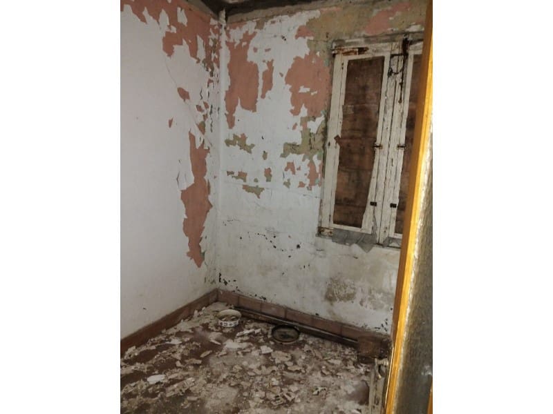 Ruin til salgs i Ferrol - € 105 000 (Ref: 8954670)
