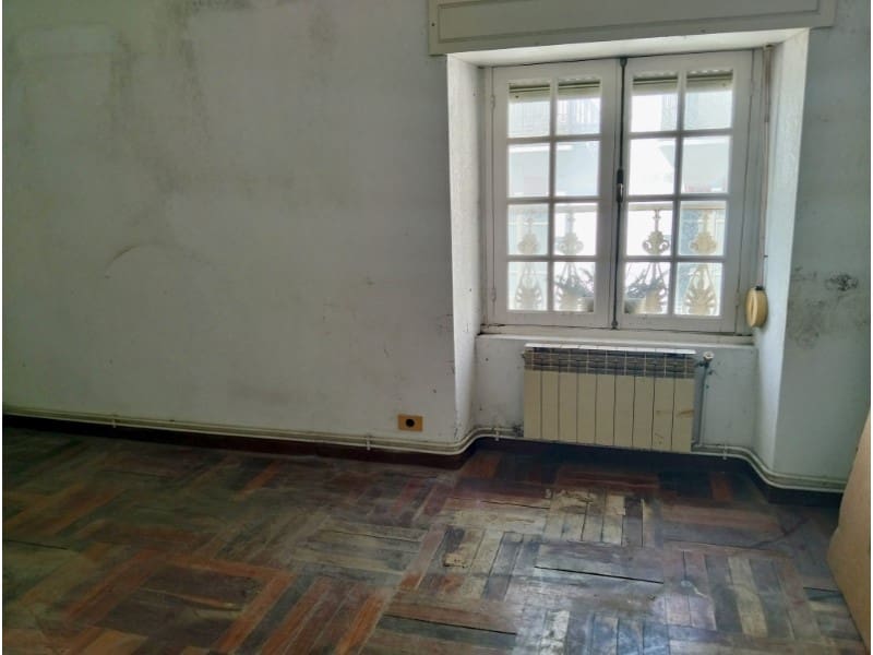 Lejlighed til salg i Ferrol - € 225.000 (Ref: 8992089)