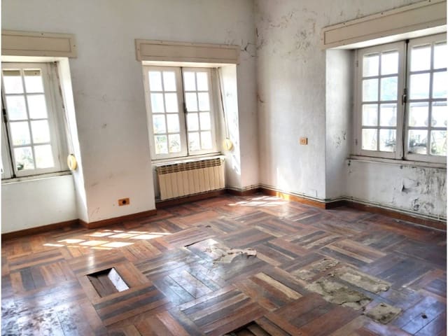 Apartment for sale in Ferrol - € 225,000 (Ref: 8992089)