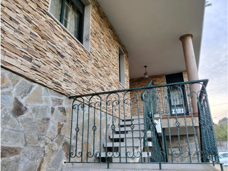 7 soveværelse Villa til salg i Ares med garage - € 530.000 (Ref: 9001360)