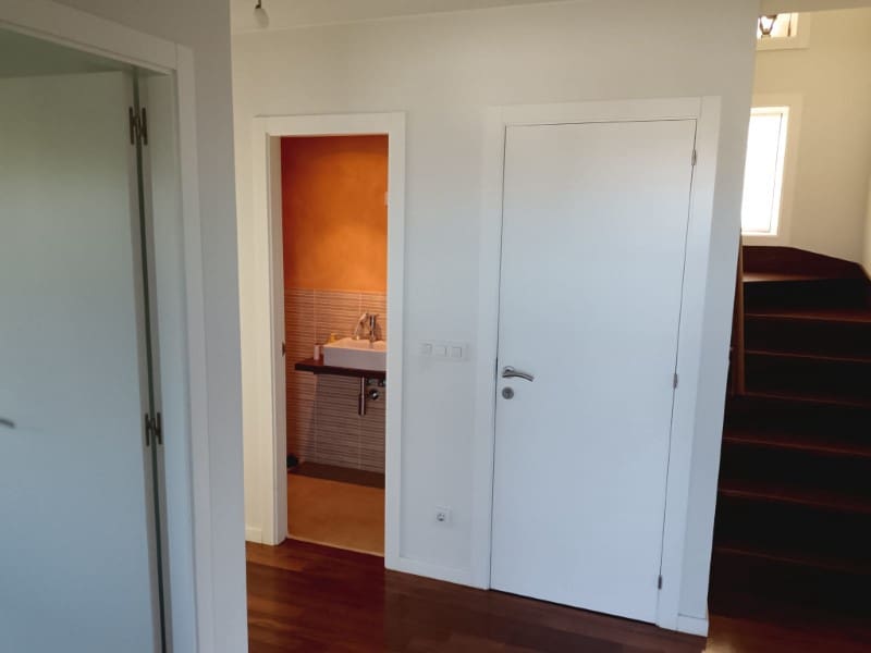 4 bedroom Villa for sale in Mino with garage - € 550,000 (Ref: 9001361)