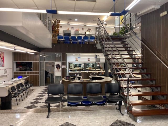 Kommersiell til salgs i Ferrol - € 400 000 (Ref: 9065424)