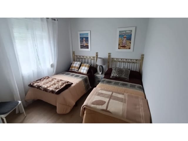 2 bedroom Apartment for rent in Ferrol - € 800 (Ref: 9272521)