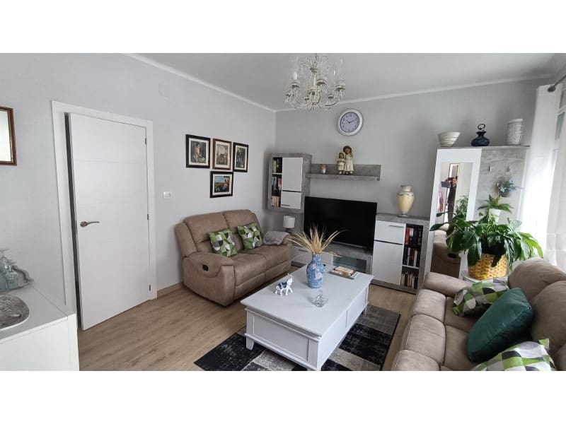 2 soveværelse Lejlighed til leje i Ferrol - € 800 (Ref: 9272521)