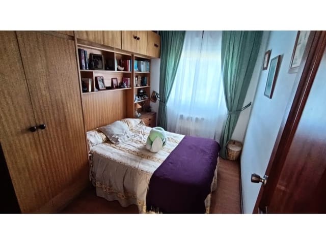 4 soverom Villa til salgs i Ares - € 348 000 (Ref: 9317656)