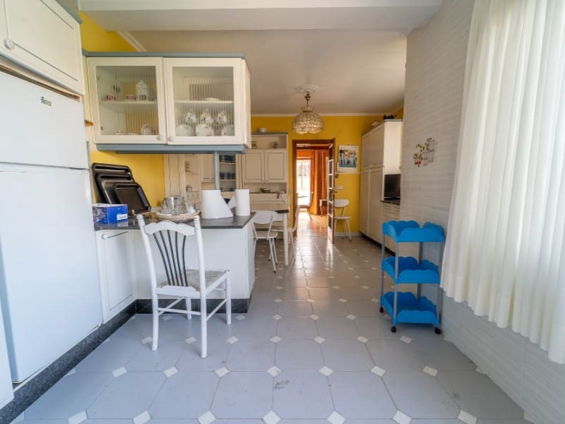 2 bedroom Flat for sale in Ferrol - € 85,000 (Ref: 9338572)