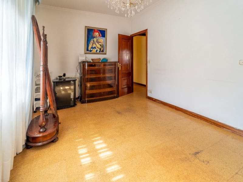 2 bedroom Flat for sale in Ferrol - € 85,000 (Ref: 9338572)