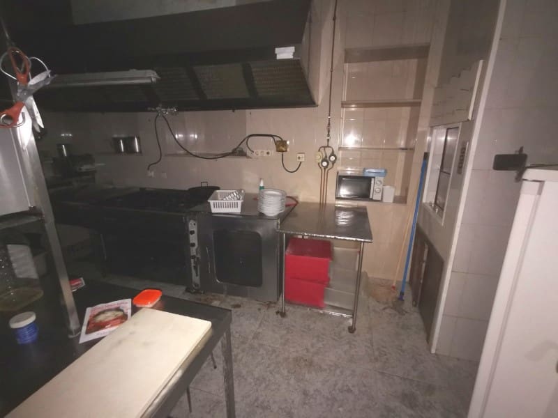 Restaurant/Bar til salg i Ferrol - € 250.000 (Ref: 9356127)