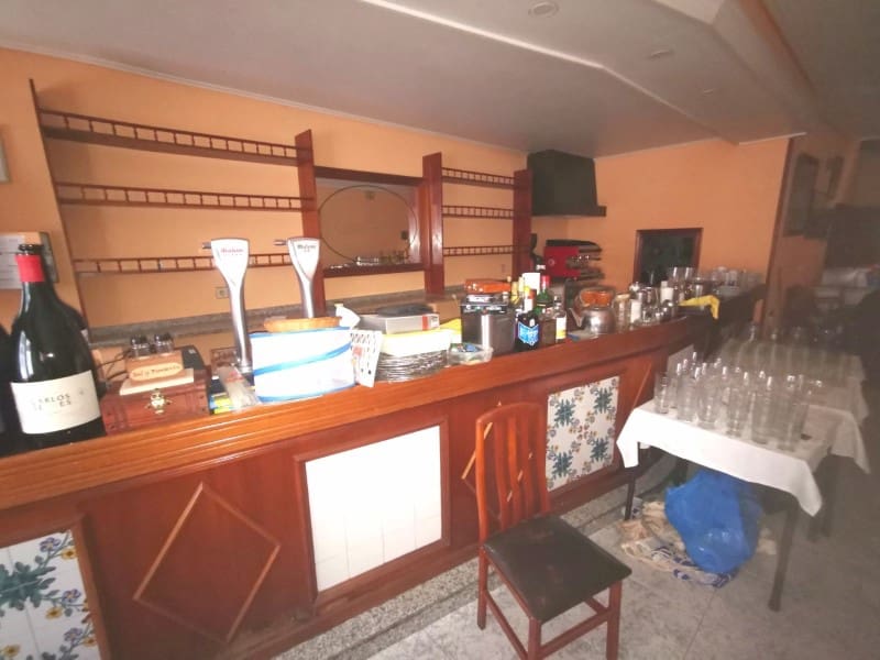 Restaurant/Bar til salg i Ferrol - € 250.000 (Ref: 9356127)