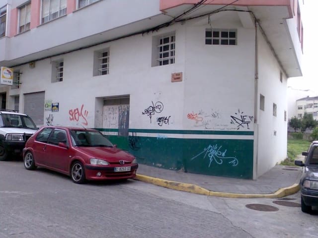 Erhverv til salg i Narón - € 70.000 (Ref: 9390816)