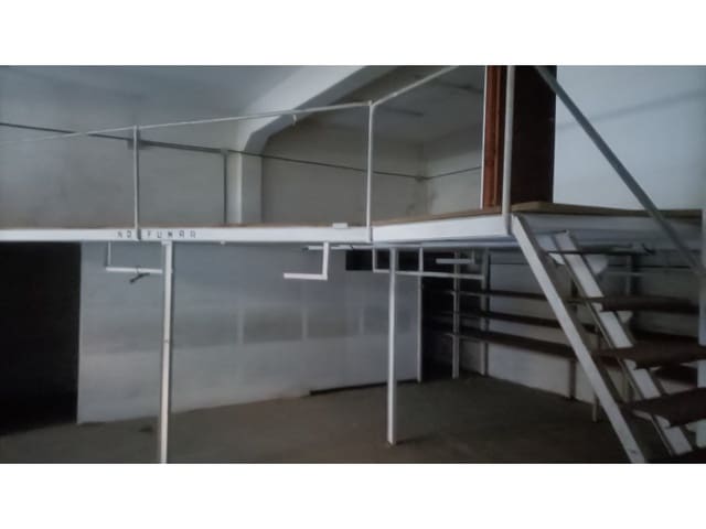 Garage for sale in Ferrol - € 78,000 (Ref: 9411230)