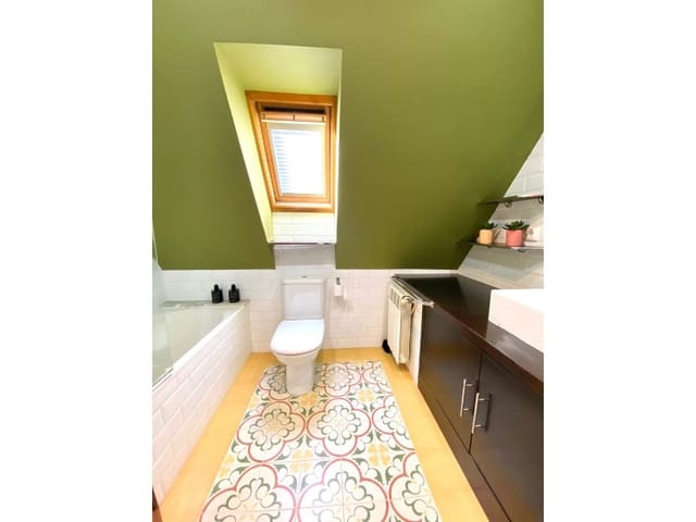 2 bedroom Flat for rent in Ferrol - € 1,000 (Ref: 9414310)