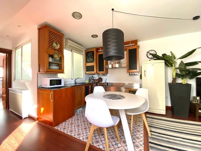 2 bedroom Flat for rent in Ferrol - € 1,000 (Ref: 9414310)