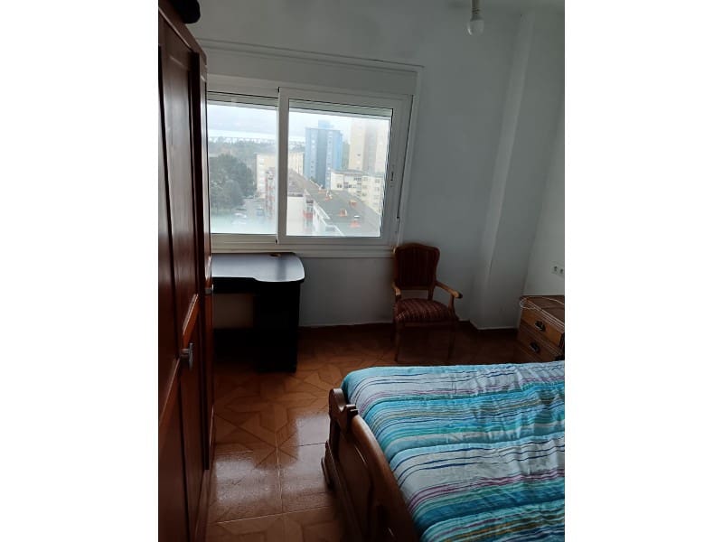 3 soveværelse Lejlighed til salg i Ferrol - € 89.000 (Ref: 9438488)