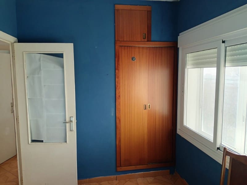 3 soveværelse Lejlighed til salg i Ferrol - € 89.000 (Ref: 9438488)