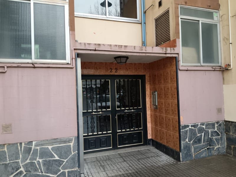 3 soveværelse Lejlighed til salg i Ferrol - € 89.000 (Ref: 9438488)