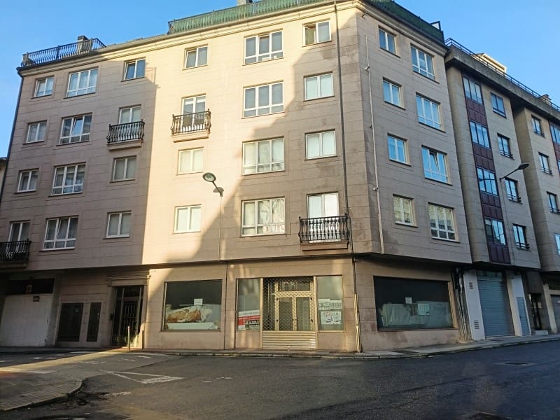 2 soveværelse Lejlighed til salg i Ferrol med garage - € 138.000 (Ref: 9452063)