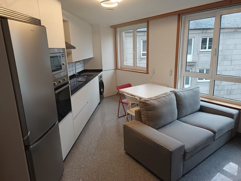 2 soveværelse Lejlighed til salg i Ferrol med garage - € 138.000 (Ref: 9452063)