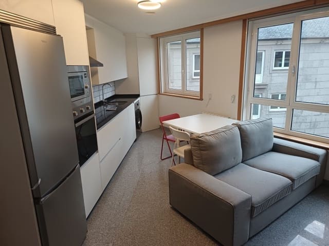 2 soverom Leilighet til salgs i Ferrol med garasje - € 138 000 (Ref: 9452063)