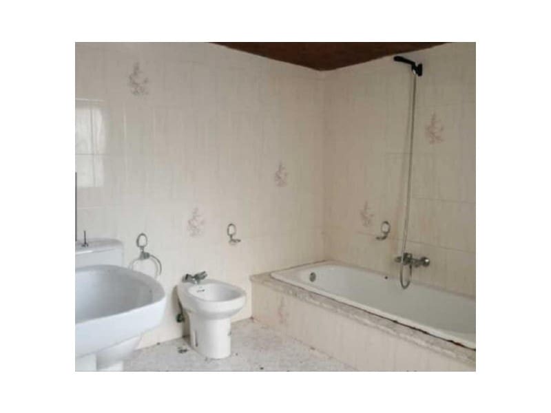 4 quarto Quinta/Casa Rural para venda em Ortigueira - 22 500 € (Ref: 9465576)