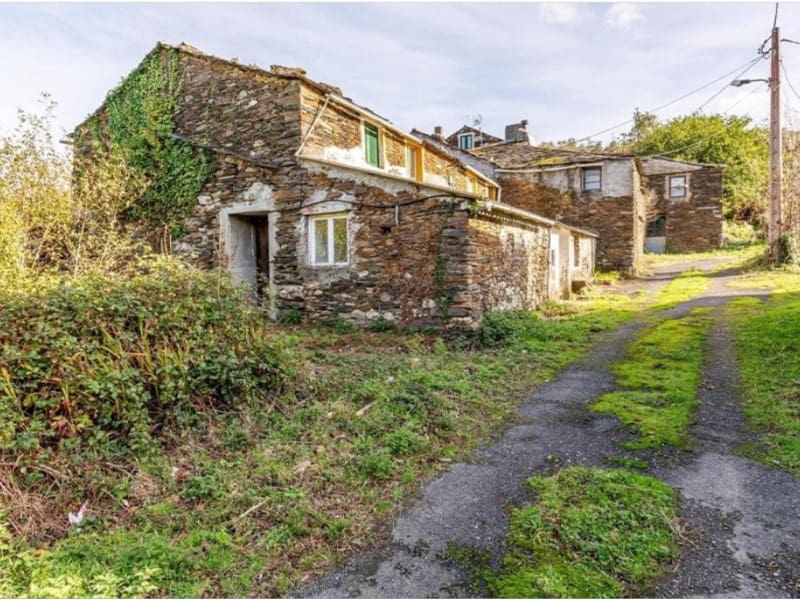 4 quarto Quinta/Casa Rural para venda em Ortigueira - 22 500 € (Ref: 9465576)