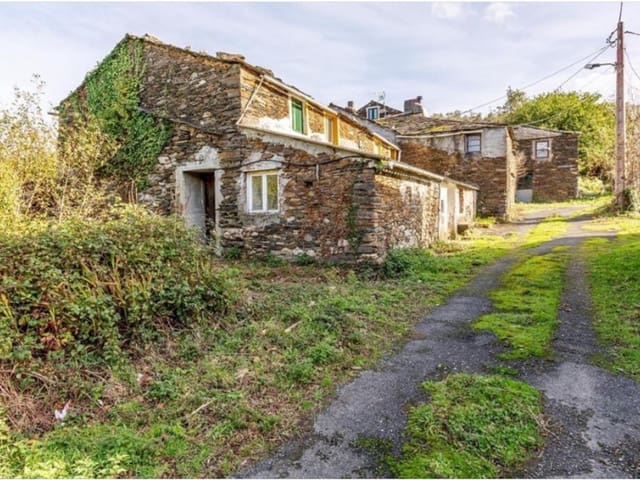 4 quarto Quinta/Casa Rural para venda em Ortigueira - 22 500 € (Ref: 9465576)