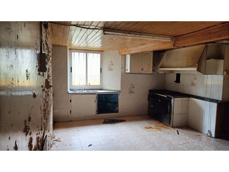 4 bedroom Finca/Country House for sale in Ortigueira - € 22,500 (Ref: 9465576)