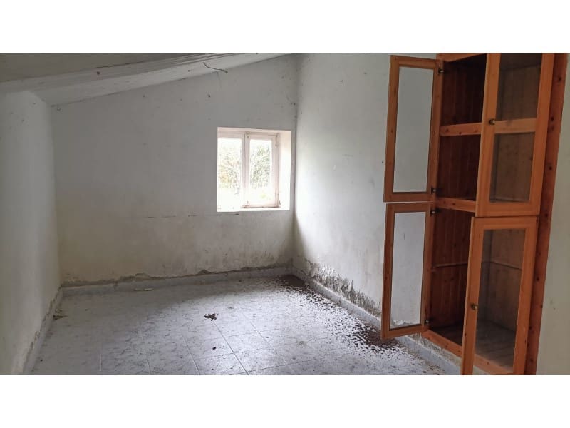 4 bedroom Finca/Country House for sale in Ortigueira - € 22,500 (Ref: 9465576)