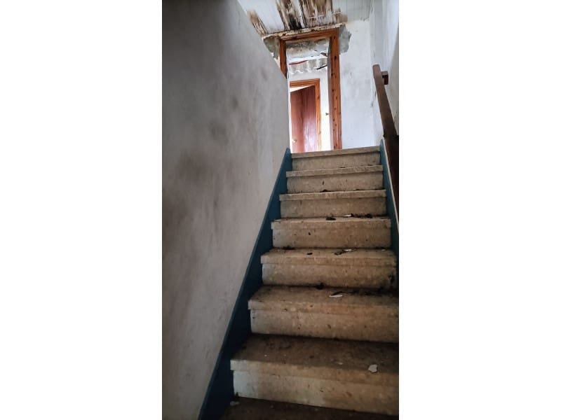 4 bedroom Finca/Country House for sale in Ortigueira - € 22,500 (Ref: 9465576)