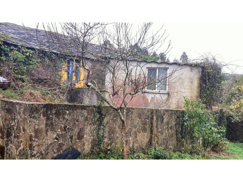 4 bedroom Finca/Country House for sale in Ortigueira - € 22,500 (Ref: 9465576)