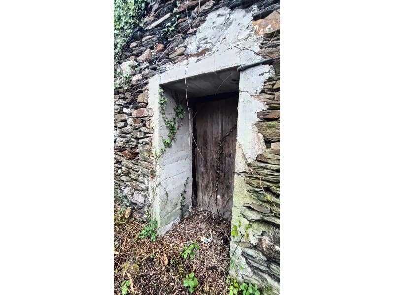 4 bedroom Finca/Country House for sale in Ortigueira - € 22,500 (Ref: 9465576)