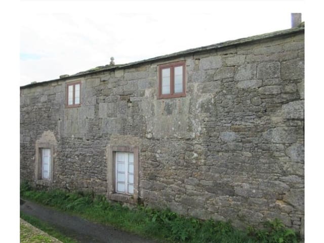 4 makuuhuone Omakotitalo myytävänä paikassa A Capela - 41 600 € (Ref: 9465577)