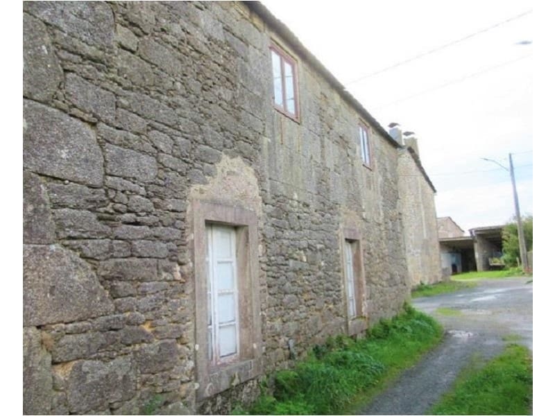 4 makuuhuone Omakotitalo myytävänä paikassa A Capela - 41 600 € (Ref: 9465577)