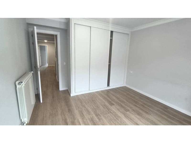 2 quarto Apartamento para arrendar em Ferrol com garagem - 750 € (Ref: 9470654)
