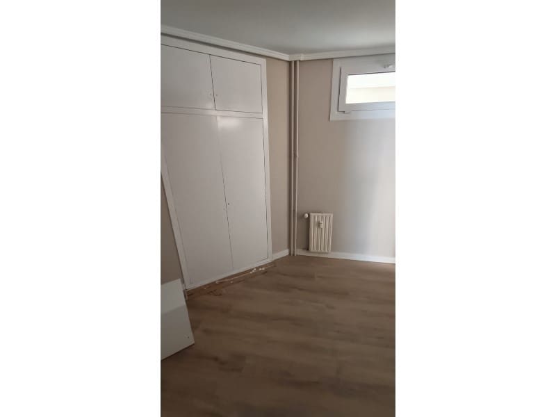 3 bedroom Flat for rent in Ferrol - € 1,000 (Ref: 9534357)