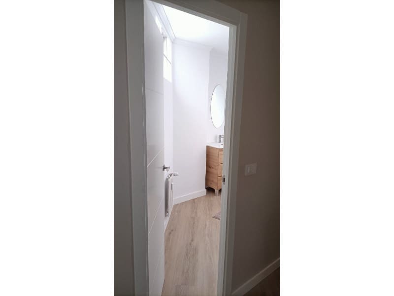 3 bedroom Flat for rent in Ferrol - € 1,000 (Ref: 9534357)