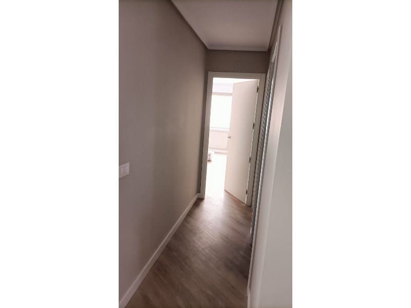 3 bedroom Flat for rent in Ferrol - € 1,000 (Ref: 9534357)