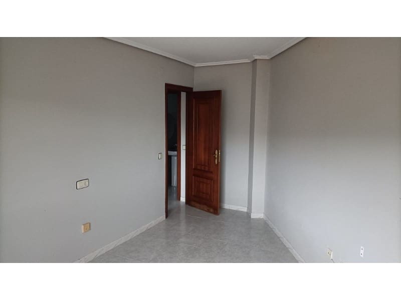 4 slaapkamer Appartement te koop in Valdovino - € 117.000 (Ref: 9565100)