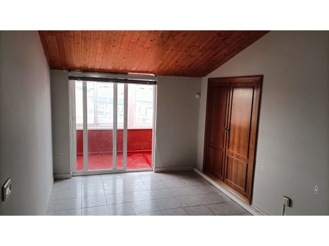 4 slaapkamer Appartement te koop in Valdoviño - € 117.000 (Ref: 9565100)