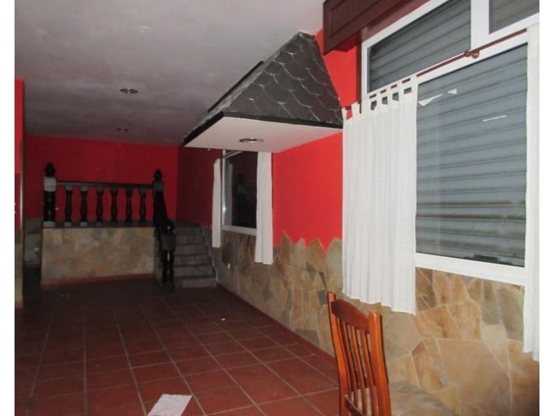 Commercial for sale in Ares - € 110,000 (Ref: 9591192)