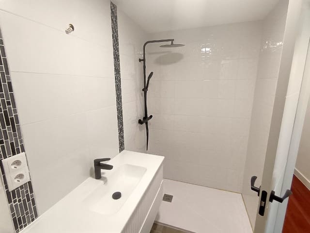 2 soverom Leilighet til salgs i Ferrol - € 247 000 (Ref: 9604839)