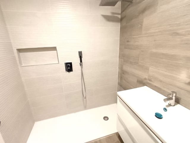 2 soverom Leilighet til salgs i Ferrol - € 247 000 (Ref: 9604839)