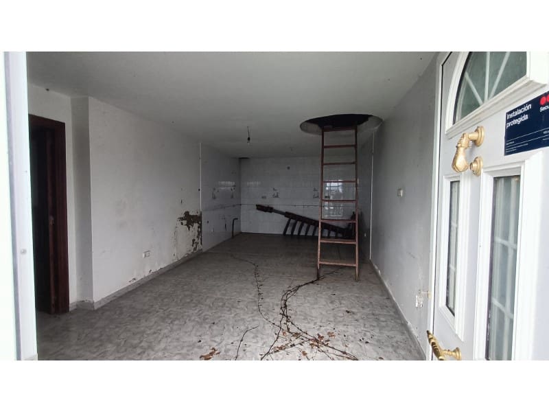 3 sovrum Hus till salu i Ares - 61 500 € (Ref: 9619160)