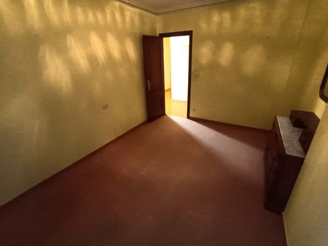 3 soverom Leilighet til leie i Ferrol - € 750 (Ref: 9644947)