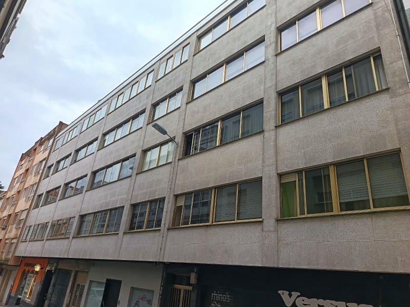 3 soverom Leilighet til leie i Ferrol - € 750 (Ref: 9644947)