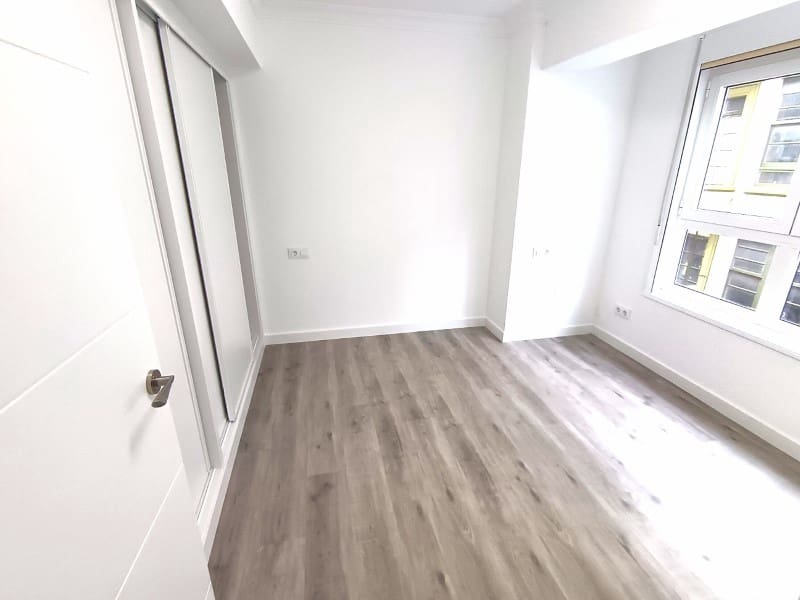 2 makuuhuone Asunto myytävänä paikassa Ferrol - 205 000 € (Ref: 9677061)