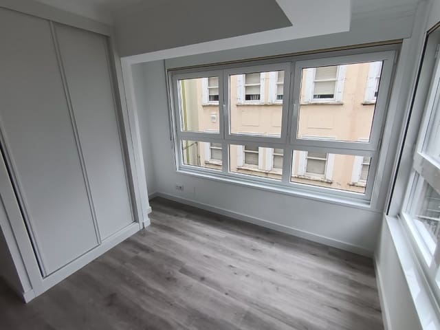 2 makuuhuone Asunto myytävänä paikassa Ferrol - 205 000 € (Ref: 9677061)